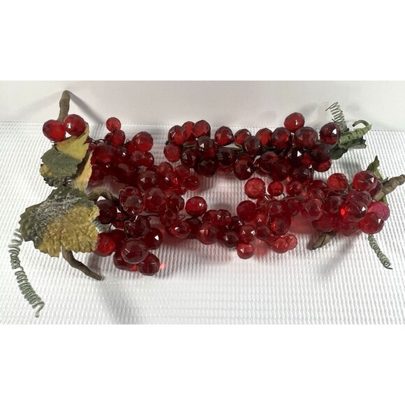 Other - Vintage Grapes Acrylic Lucite Set Of 5 Burgundy Red GrannyCore